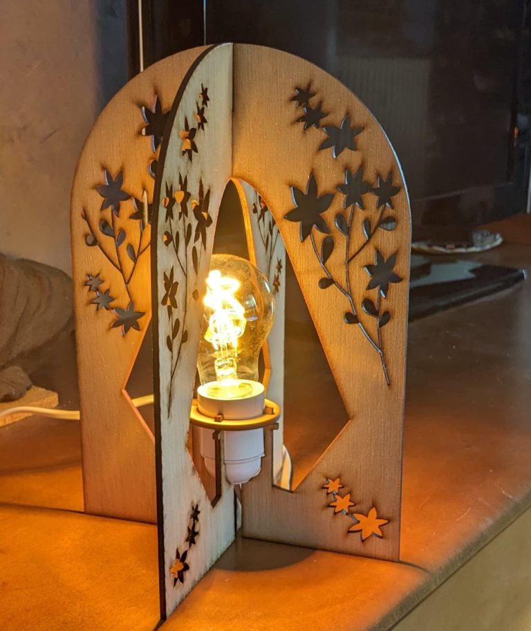 Lampe réalisée avec le fablab