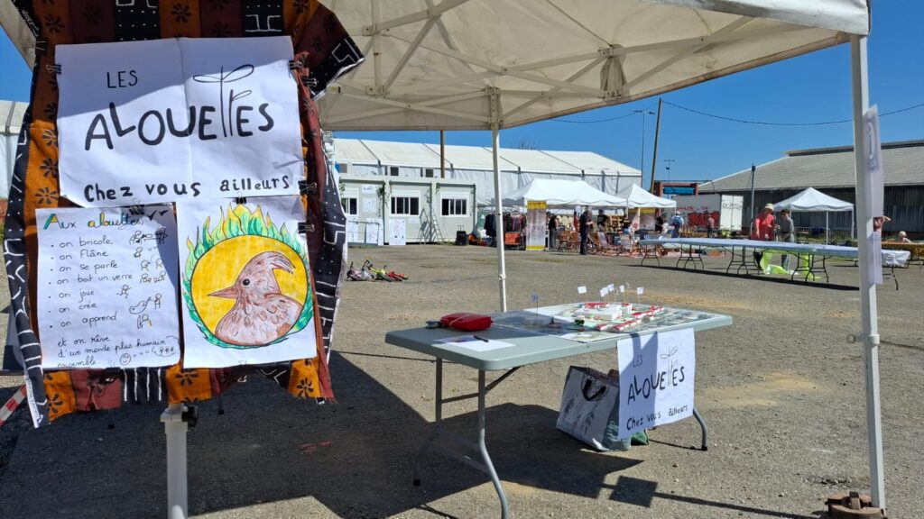 Stand de présentation des Alouettes