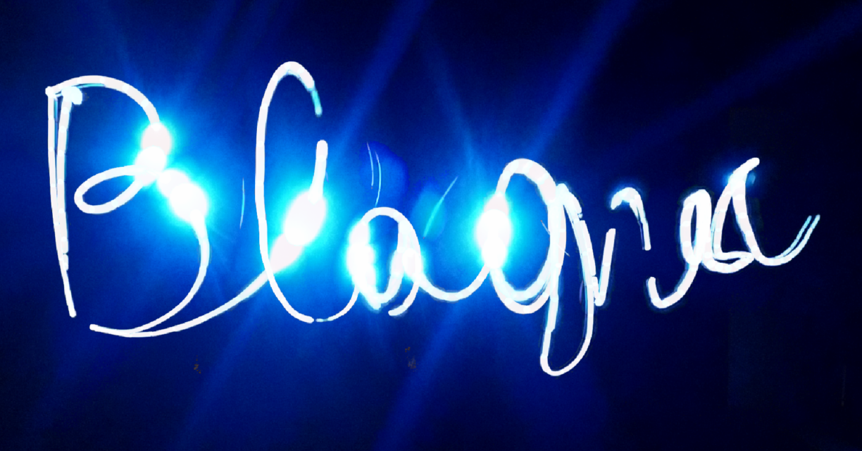 2020_11_20-110802light_painting